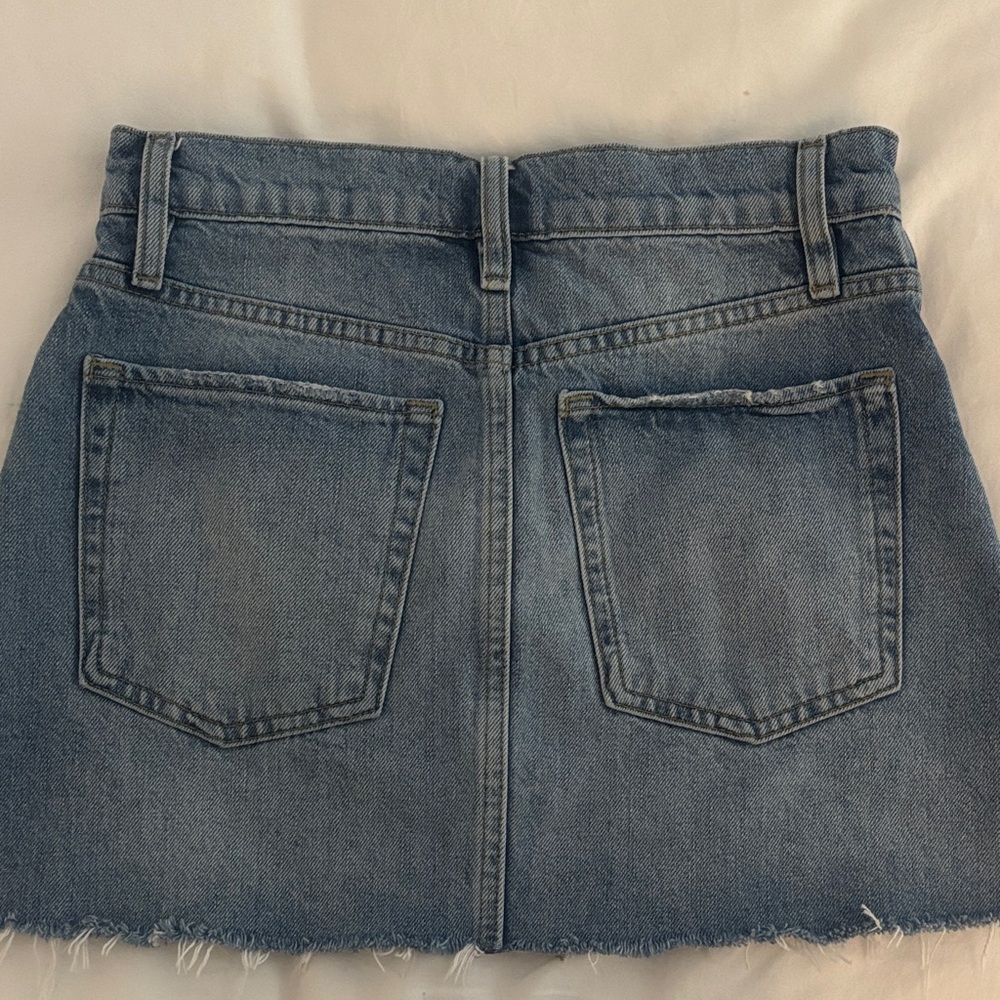 FRAME Denim Mini Skirt - Picture 3 of 4